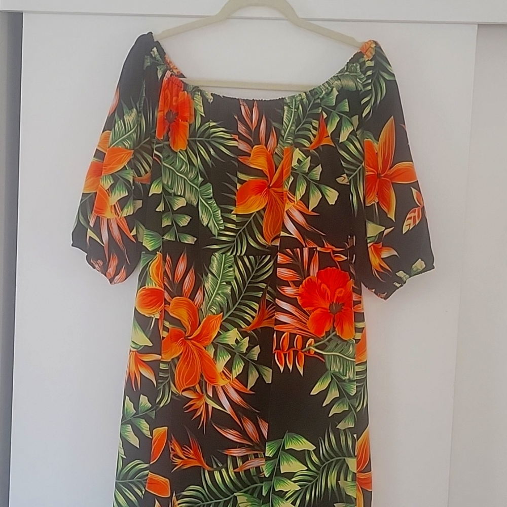 Off shoulder tropical maxi dress